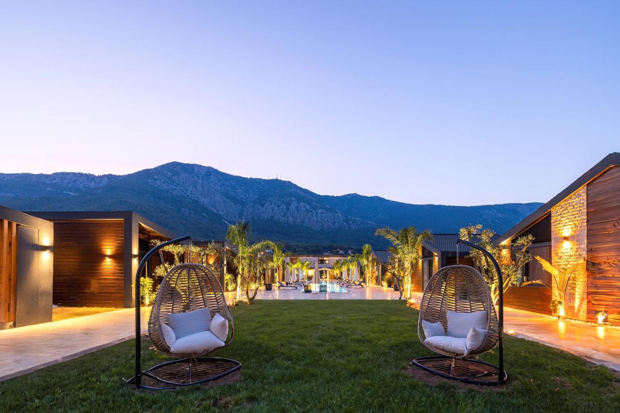 Rota Kilidonia Karaoez Suites&Villas Exterior photo